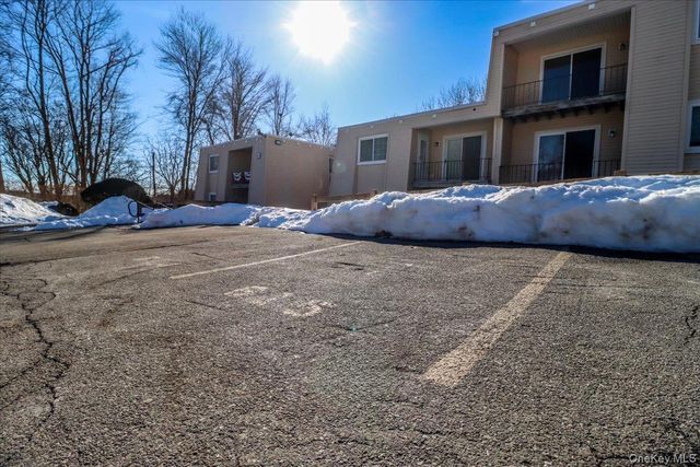 615 Fox Run Lane, Carmel, NY 10512