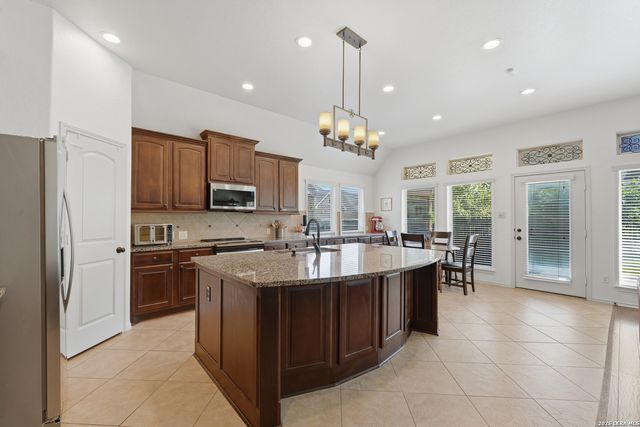 2970 PRAIRIE BLF, Seguin, TX 78155