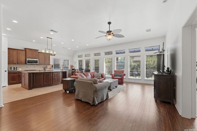 2970 PRAIRIE BLF, Seguin, TX 78155