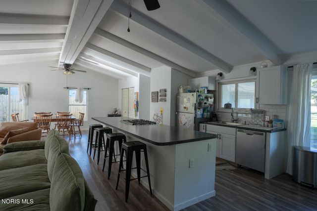 2930 Wicklow Road, Toledo, OH 43606