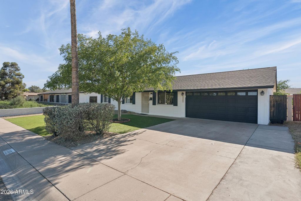 13842 N 37TH Way, Phoenix, AZ 85032 — photo 2