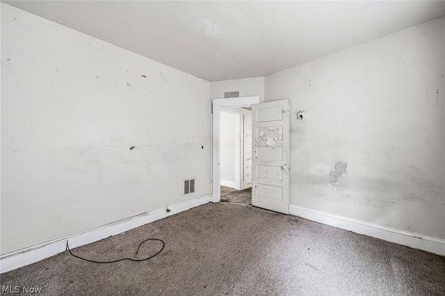 10022 Adams Avenue, Cleveland, OH 44108