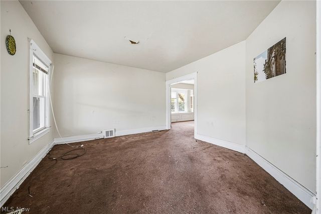 10022 Adams Avenue, Cleveland, OH 44108