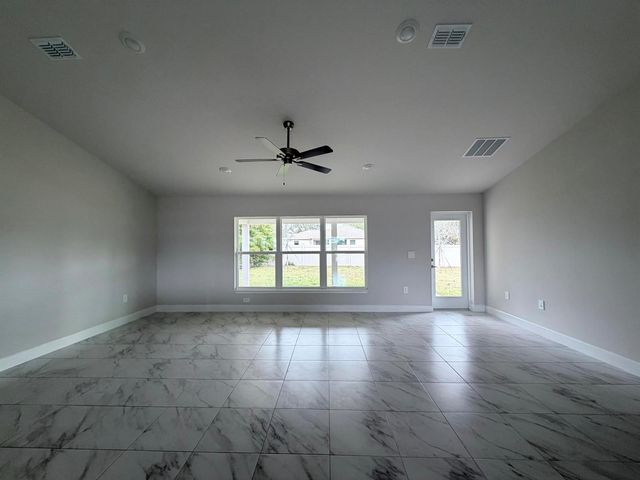 7908 Banyan Street, Fort Pierce, FL 34951
