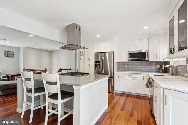 7 S CAROLINA RD, Browns Mills, NJ 08015