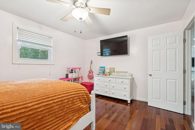 7 S CAROLINA RD, Browns Mills, NJ 08015