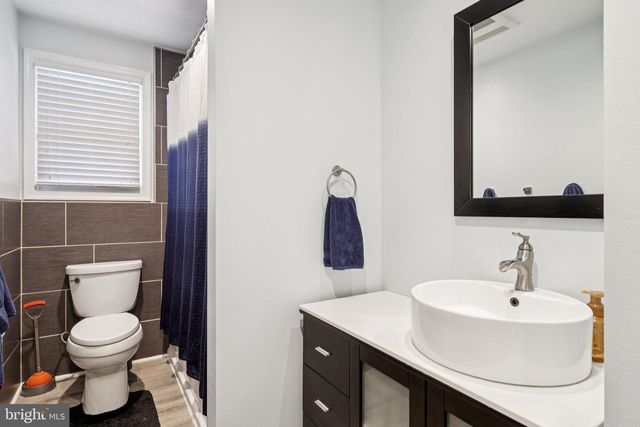 7 S CAROLINA RD, Browns Mills, NJ 08015