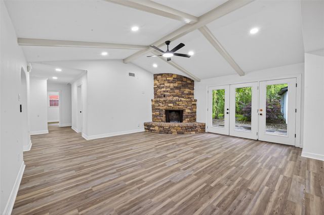7615 Braesdale Lane, Houston, TX 77071