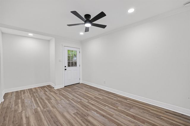 7615 Braesdale Lane, Houston, TX 77071