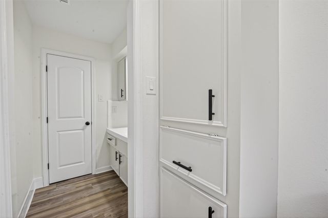 7615 Braesdale Lane, Houston, TX 77071