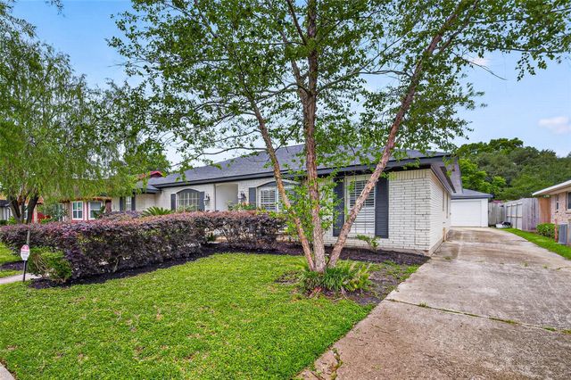 7615 Braesdale Lane, Houston, TX 77071