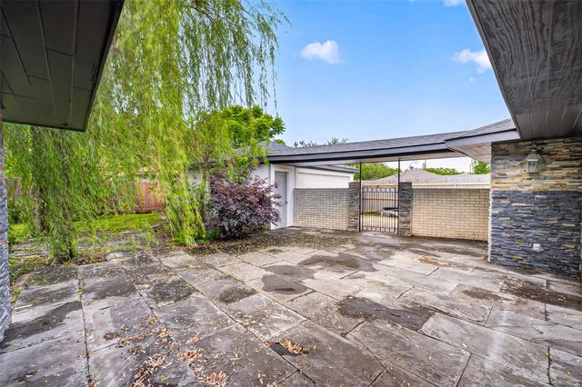 7615 Braesdale Lane, Houston, TX 77071