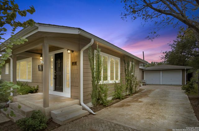 112 Lyman, Terrell Hills, TX 78209