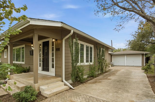 112 Lyman, Terrell Hills, TX 78209