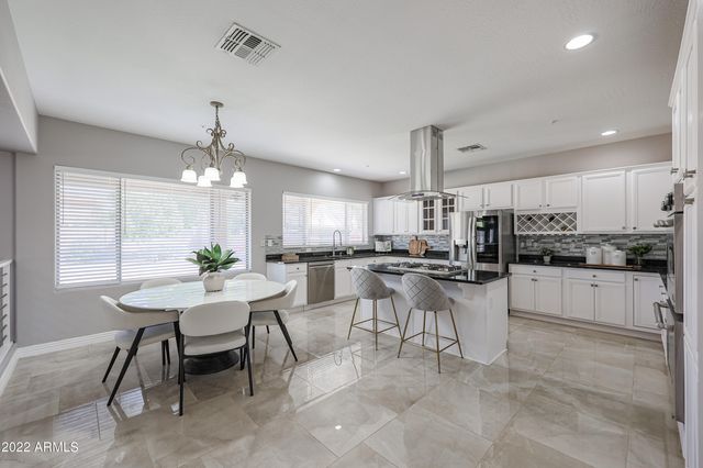 9779 W KEYSER Drive, Peoria, AZ 85383