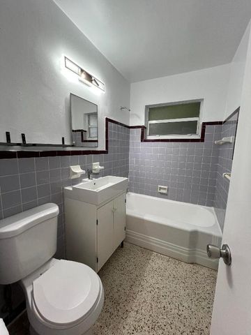 311 Inlet Way 4, Palm Beach Shores, FL 33404