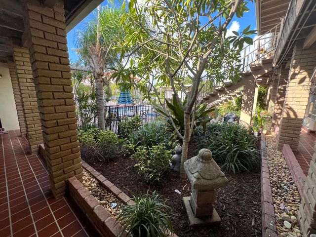 311 Inlet Way 4, Palm Beach Shores, FL 33404