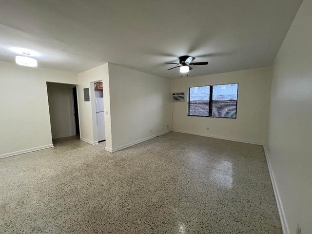 311 Inlet Way 4, Palm Beach Shores, FL 33404