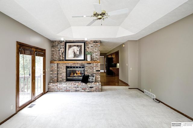 2315 Nelson's Creek Drive, Omaha, NE 68116