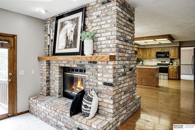 2315 Nelson's Creek Drive, Omaha, NE 68116