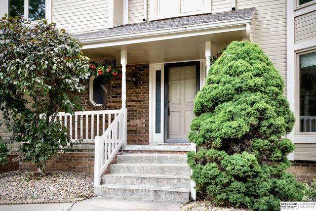 2315 Nelson's Creek Drive, Omaha, NE 68116