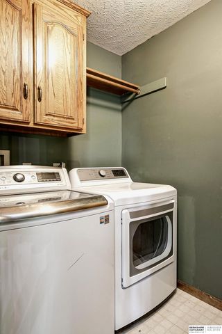 2315 Nelson's Creek Drive, Omaha, NE 68116