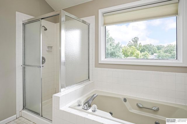 2315 Nelson's Creek Drive, Omaha, NE 68116