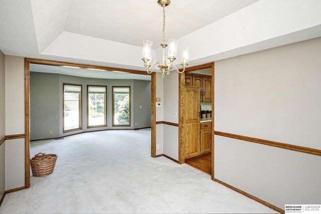 2315 Nelson's Creek Drive, Omaha, NE 68116