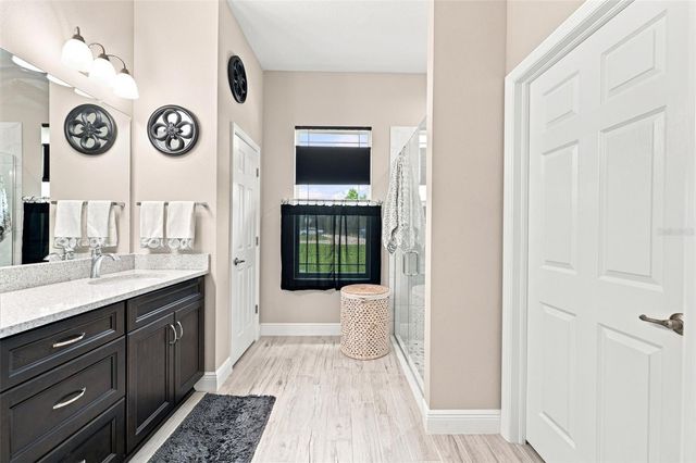 15450 CLIFF SWALLOW ROAD, Weeki Wachee, FL 34614