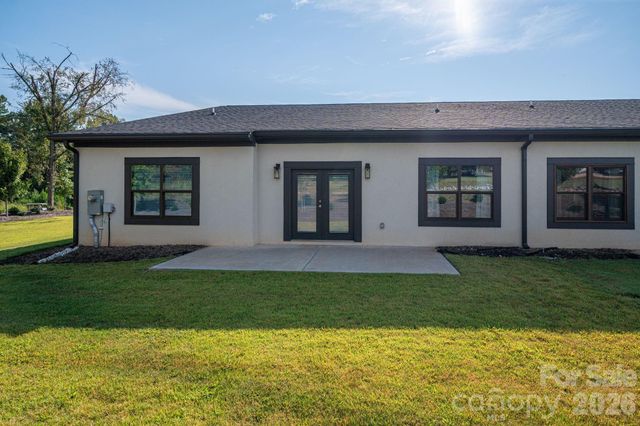 140 Shields Drive, Lincolnton, NC 28092