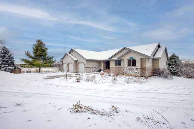 S4168 Crawford Street, Baraboo, WI 53913
