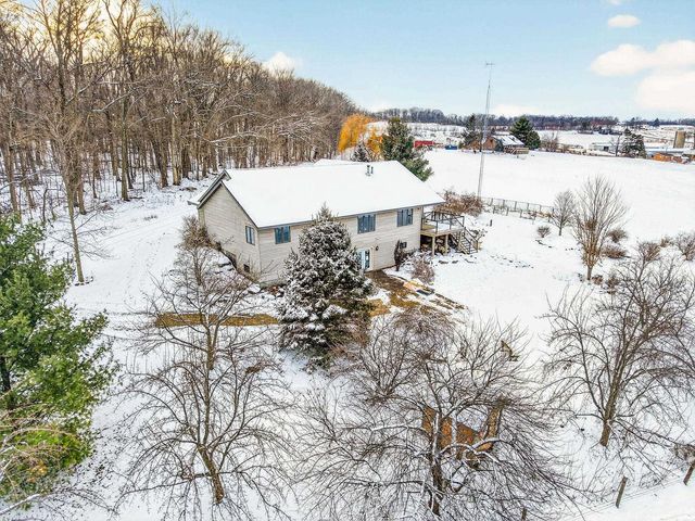 S4168 Crawford Street, Baraboo, WI 53913