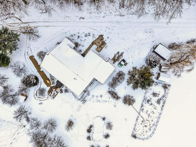 S4168 Crawford Street, Baraboo, WI 53913