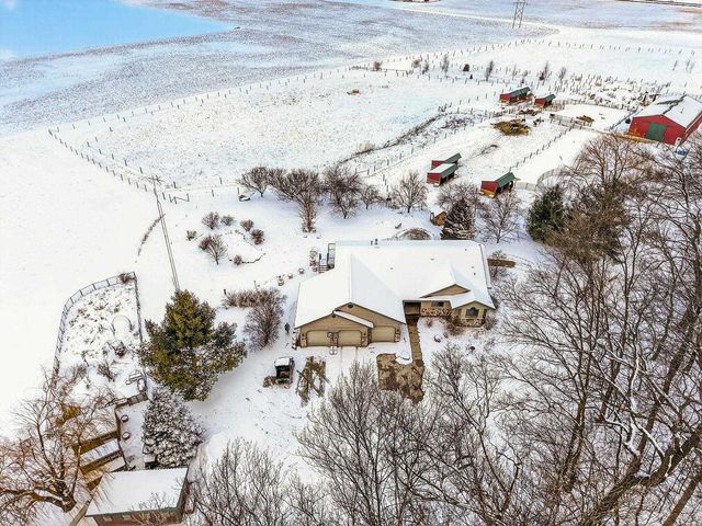 S4168 Crawford Street, Baraboo, WI 53913