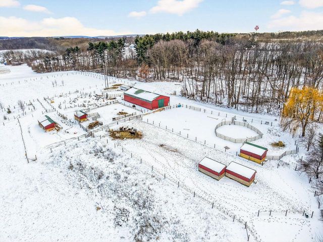 S4168 Crawford Street, Baraboo, WI 53913