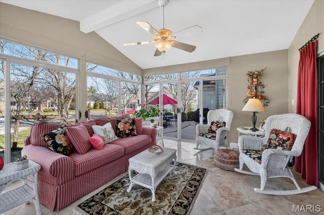 15317 Oaktree Estates Drive, Chesterfield, MO 63017