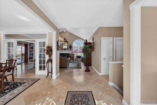 15317 Oaktree Estates Drive, Chesterfield, MO 63017