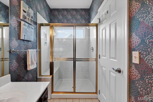 15317 Oaktree Estates Drive, Chesterfield, MO 63017