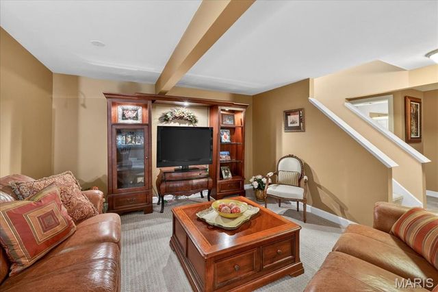 15317 Oaktree Estates Drive, Chesterfield, MO 63017