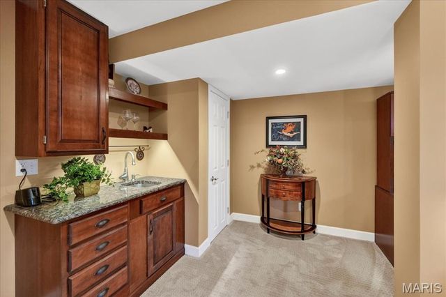 15317 Oaktree Estates Drive, Chesterfield, MO 63017