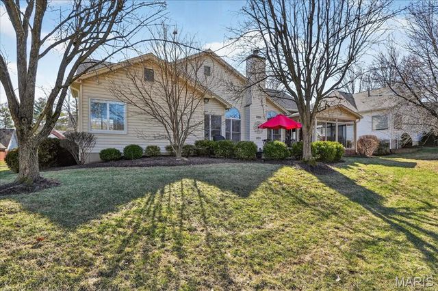 15317 Oaktree Estates Drive, Chesterfield, MO 63017