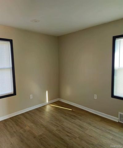 18116 Bloom Street, Detroit, MI 48234