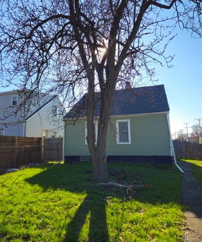 18116 Bloom Street, Detroit, MI 48234