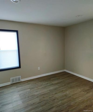 18116 Bloom Street, Detroit, MI 48234