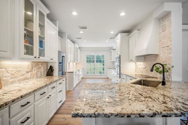 31219 Edgewater Drive, Magnolia, TX 77354