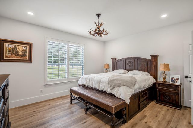 31219 Edgewater Drive, Magnolia, TX 77354