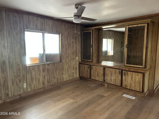 9113 E Aspen Avenue, Mesa, AZ 85208