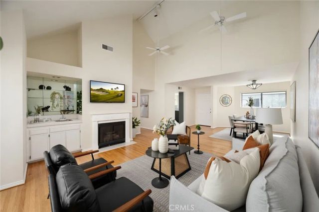 961 E California Boulevard 327, Pasadena, CA 91106