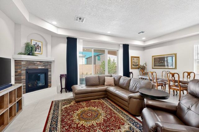 4313 Bald Eagle Loop NE, Rio Rancho, NM 87144