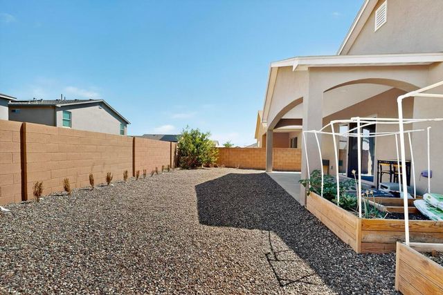 4313 Bald Eagle Loop NE, Rio Rancho, NM 87144